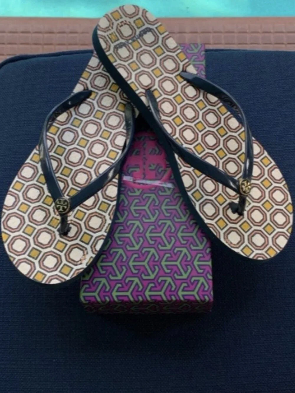 Tory Burch Blue Patent Logo Thong Sandals with Geometric Print Footbed